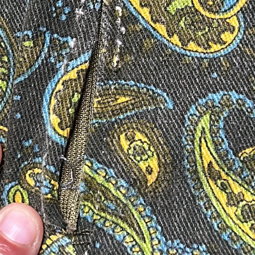 Vintage Denim Paisley Pattern Skirt - Picture 6 of 12